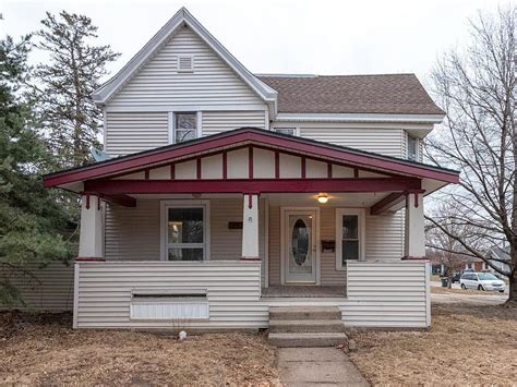 This home last sold for 173,000 in November 2023. . Zillow cedar falls